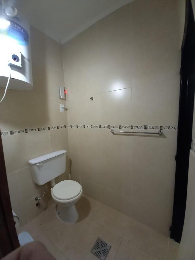 Apartamentos Willy - En Zona Residencial Con Estacionamiento Mendoza Bagian luar foto